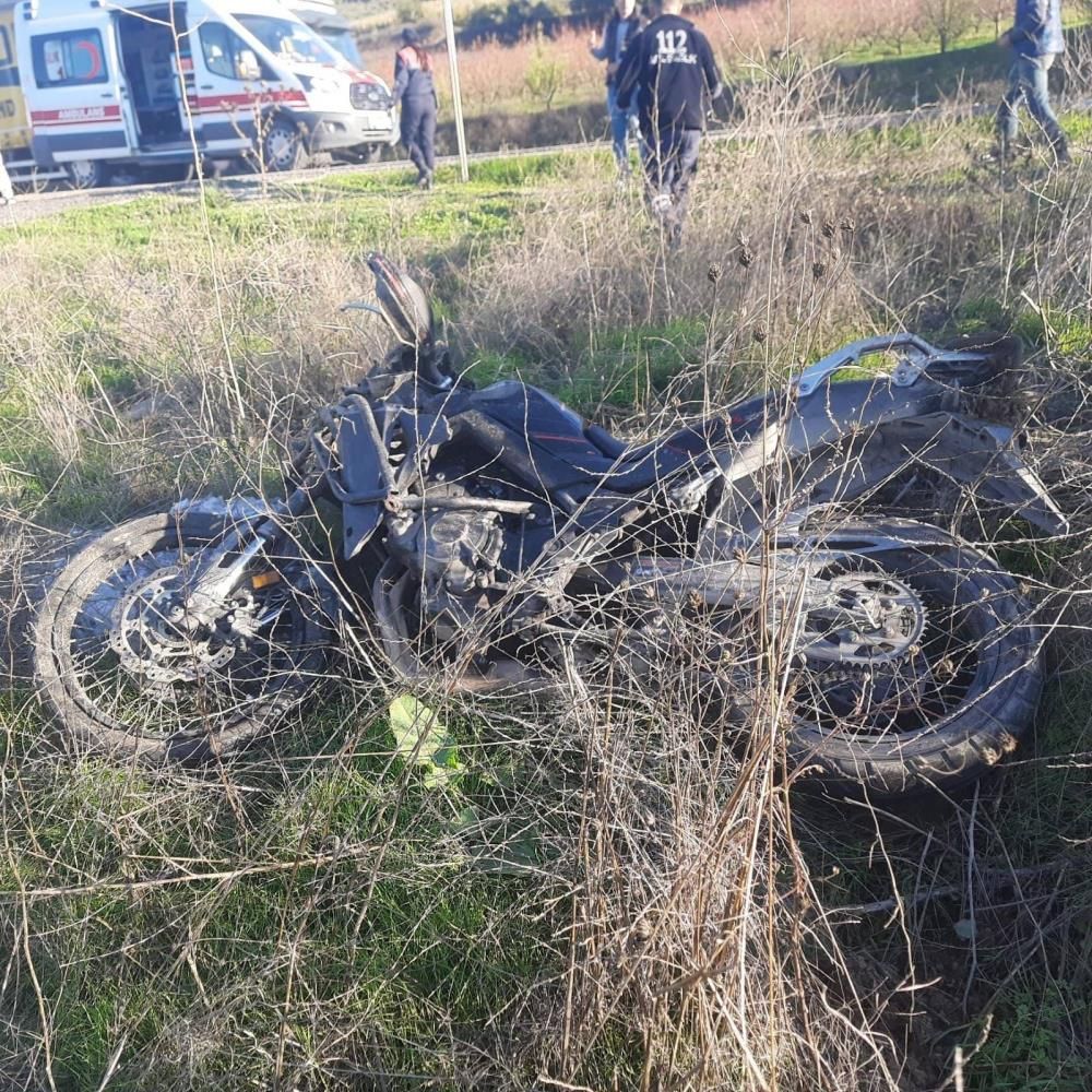 Motosikletli genç kaza kurbanı