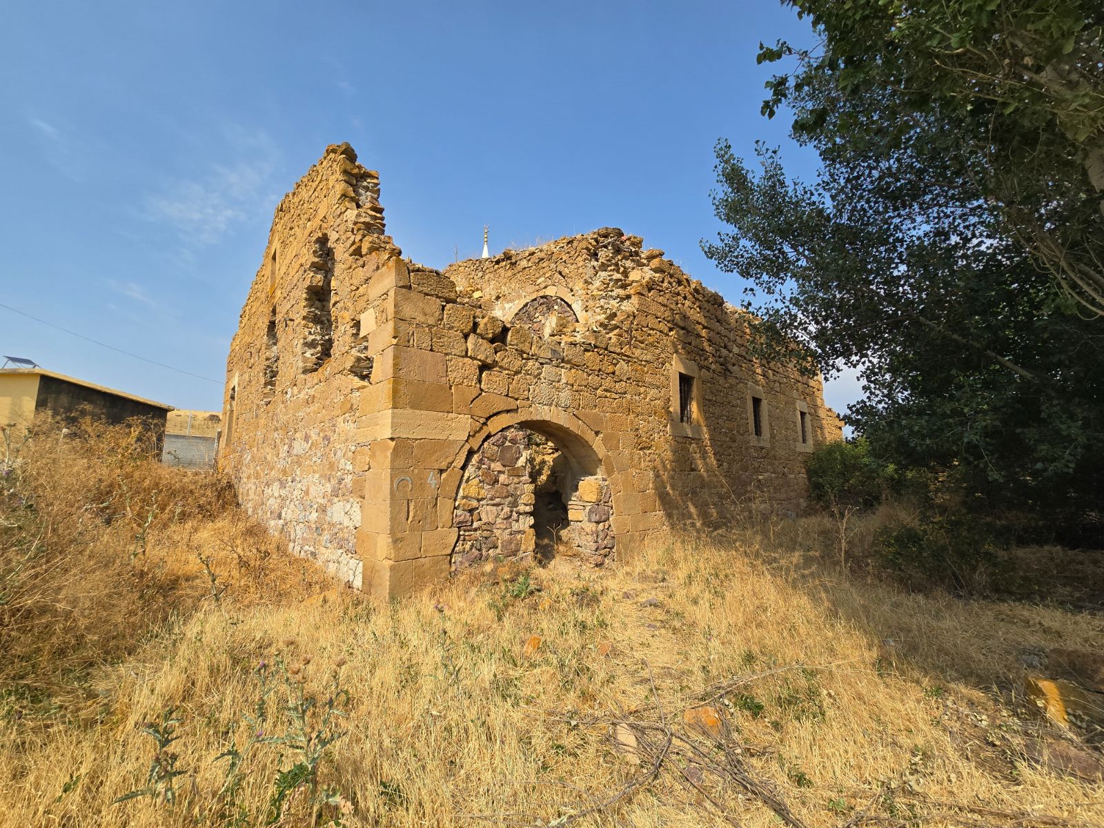 300 yıldır ayakta: Garipler Köyü Kilisesi zamana direniyor