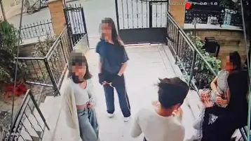 Konya'da akran zorbalığı: Beş kız çocuğu, bıçakla kapıya dayandı!