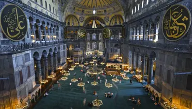 Ayasofya'da yeni uygulama: Yapay zekayla korunuyor