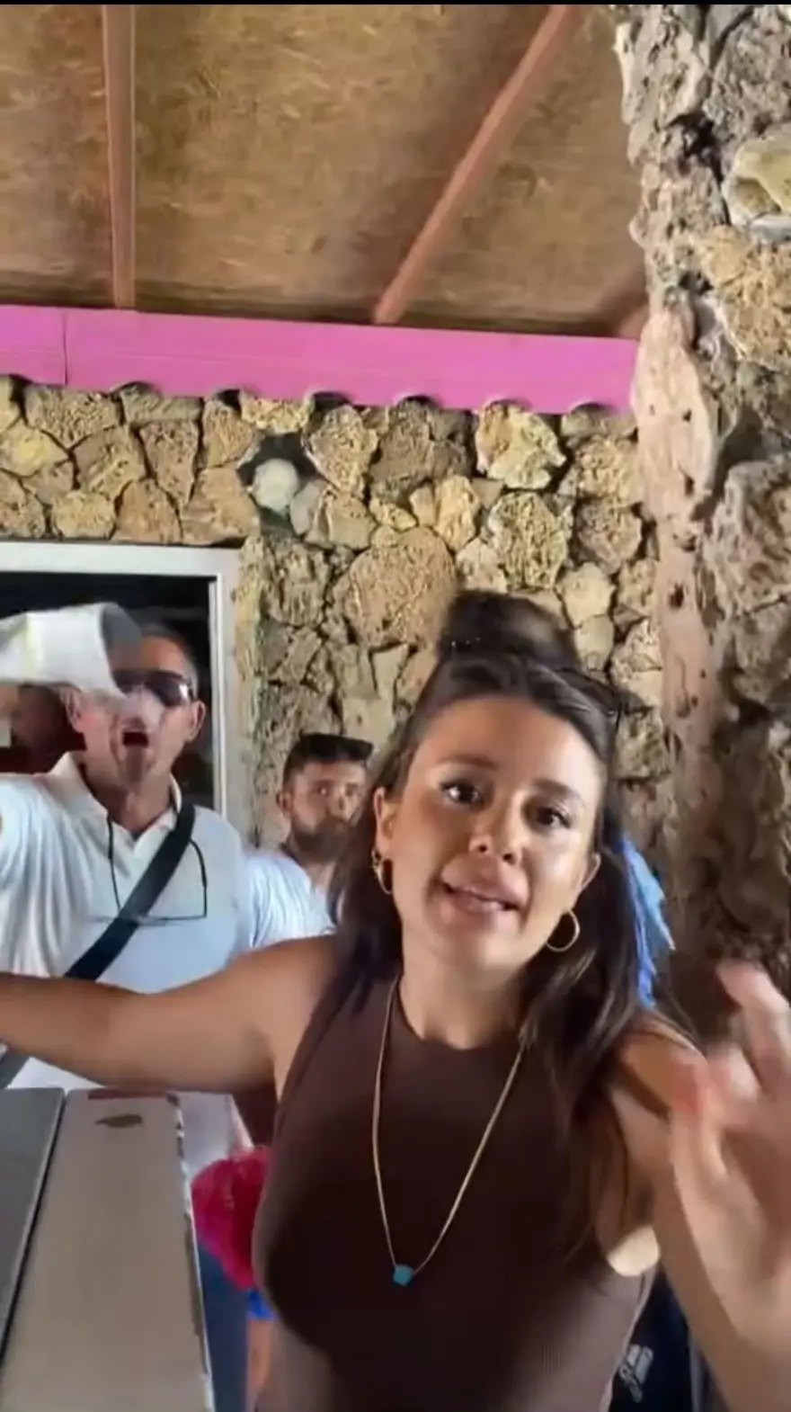 Plajda "Karpuz sokamazsın" kavgası 2