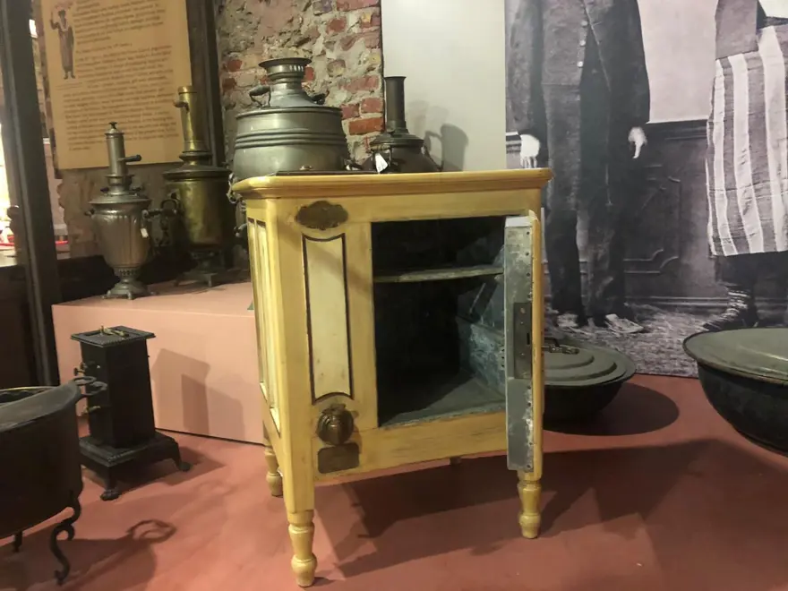 Osmanlı Saray Mutfağı'nın ilk buzdolabı Dolmabahçe Sarayı Müzesi'nde sergileniyor 3