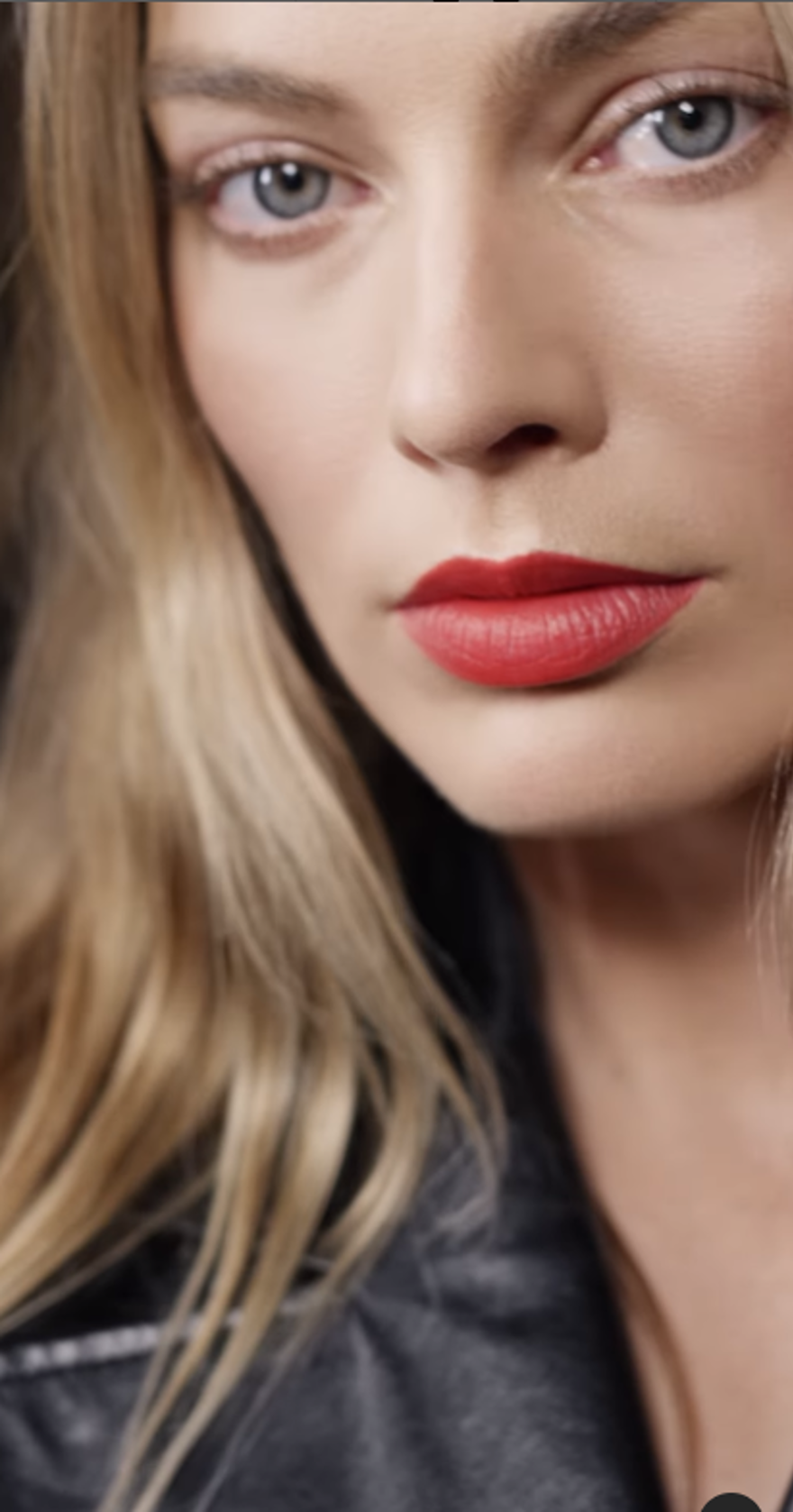 Barbie yıldızı Margot Robbie şimdi de marka elçisi 3