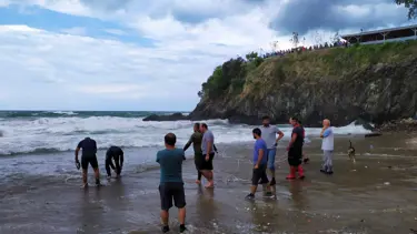 Giresun'da denize giren 2 kişiden biri kayboldu