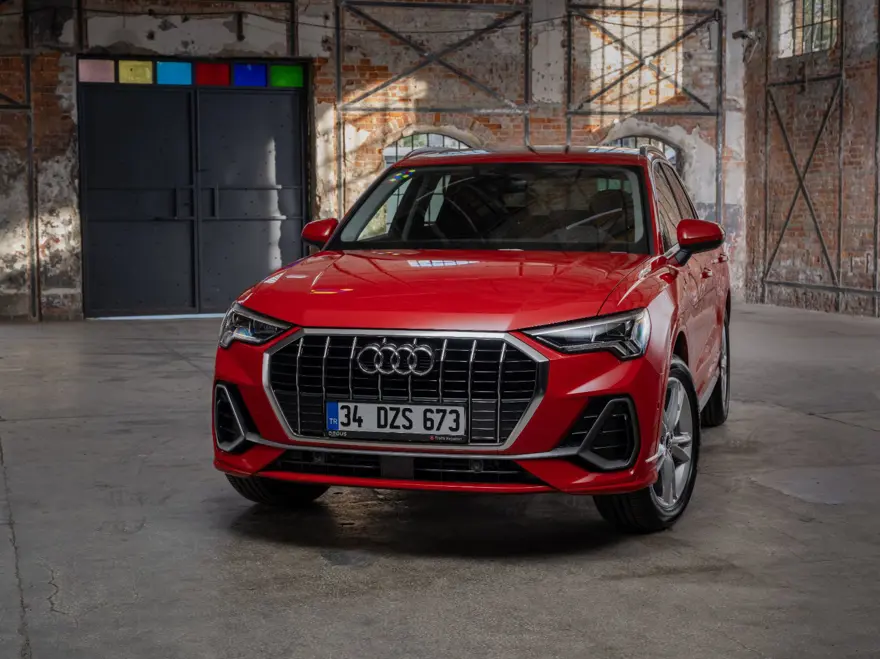 OTOMOBİL TESTİ: Tüm ayrıntılarıyla yenilenen Audi Q3 20