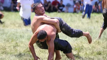 Kırkpınar Yağlı Güreşleri'nde başpehlivan kim oldu? (Kırkpınar Yağlı Güreşleri’nde şampiyon belli oldu)