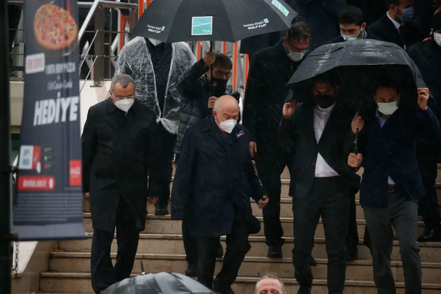 Eski Galatasaray Kulübü Başkanı Mustafa Cengiz son yolculuğuna uğurlandı 7