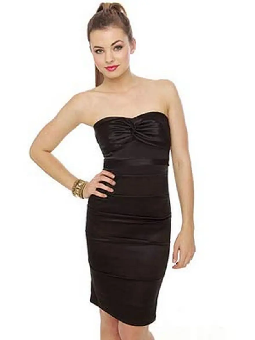 Yeni sezonda mezuniyet elbiseleri 15