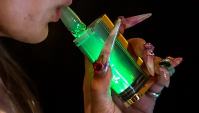 İngiltere test etti: Elektronik sigaralarda yüzde 13 sentetik uyuşturucu bulundu