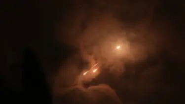 İran neden gece saldırıyor? Füzelerin ateşlenme saatleri tesadüf değil
