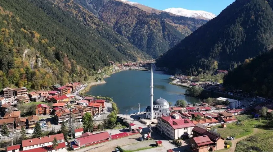 Uzungöl'de sonbahar güzelliği 