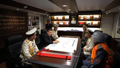 Kim Jong Un, Kuzey Kore'nin "ceza makinesini" tanıttı