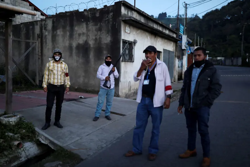 Corona virüs son durum: ABD'de ölenlerin sayısı 138 bine yaklaştı 11