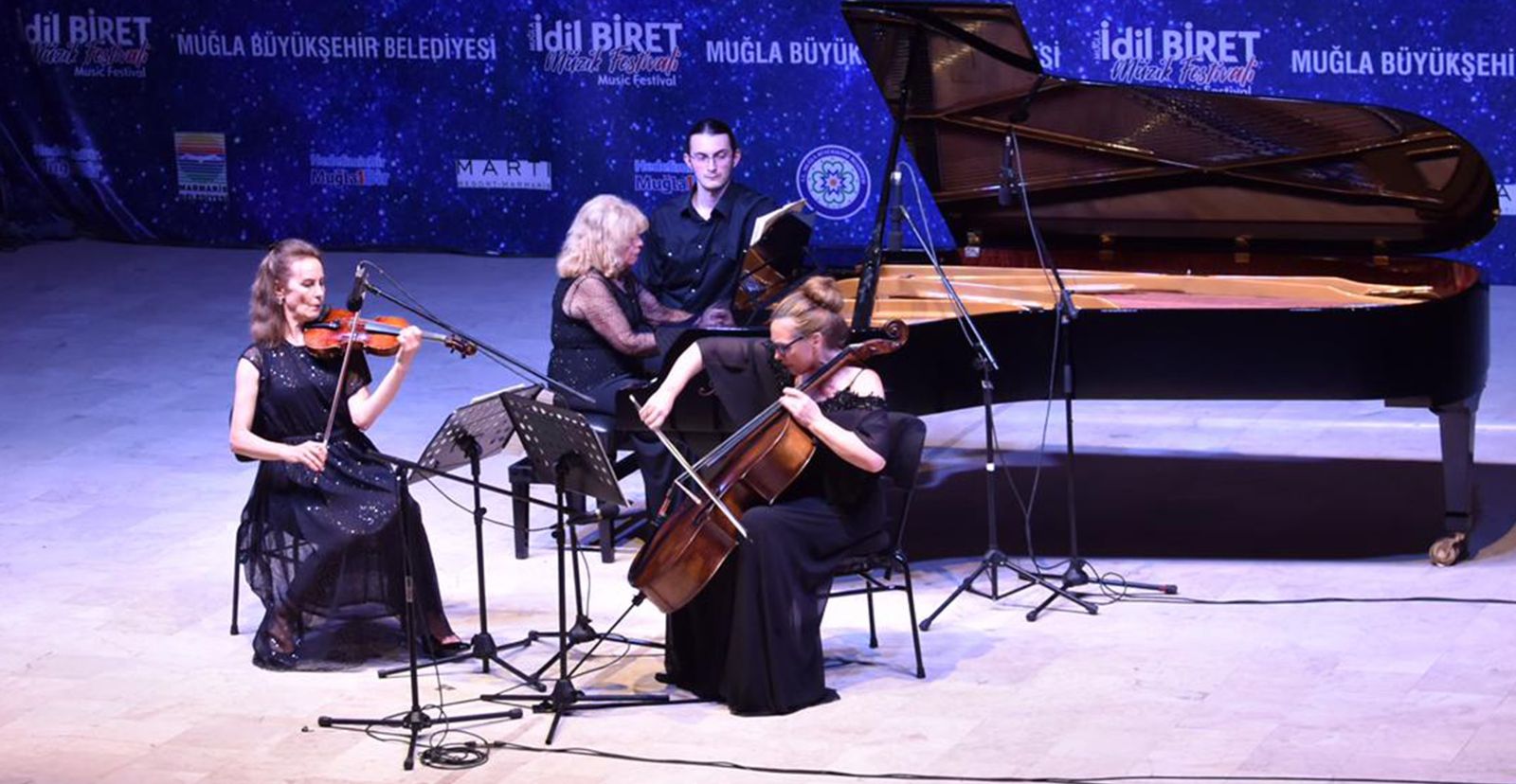 İdil Biret'ten Bodrum konseri