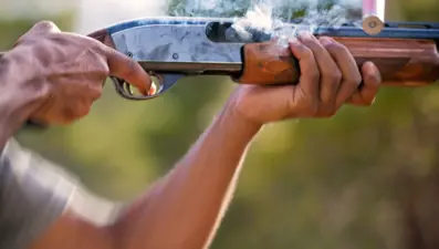 Manisa'da tüfekle yaralanan 10 yaşındaki çocuk yaşamını yitirdi