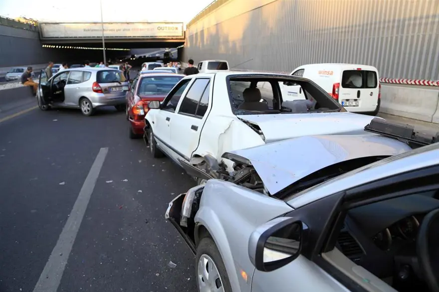Başkentte zincirleme trafik kazası 2