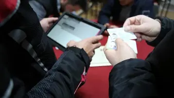 Bolu'da dernek lokaline kumar baskını