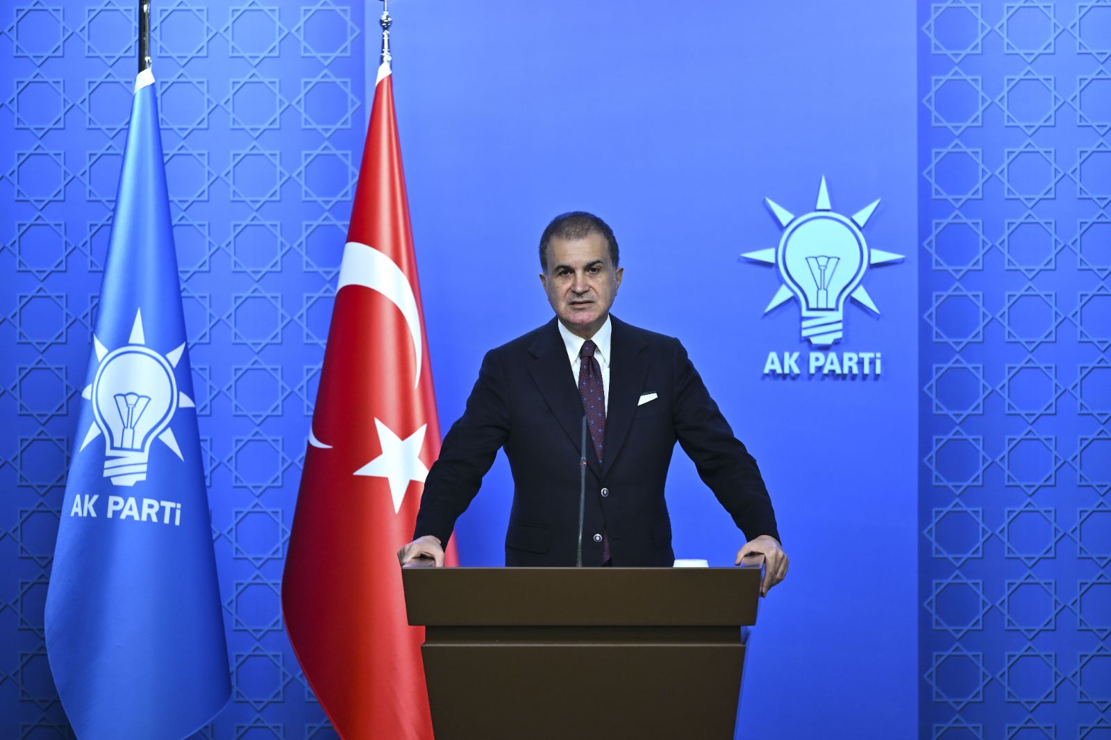 AK Parti'den Fazıl Say'a destek