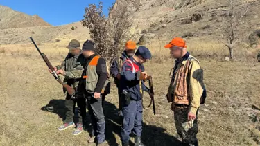Erzurum'da kaçak ve usulsüz avlanan 22 kişiye ceza yağdı