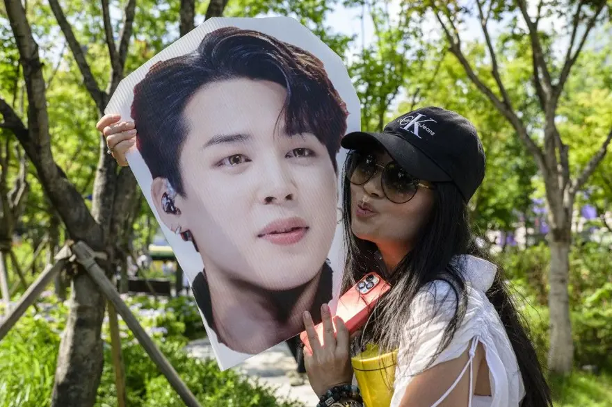 İDOL OLMAK İÇİN HAYATLARINI ADIYORLAR 1