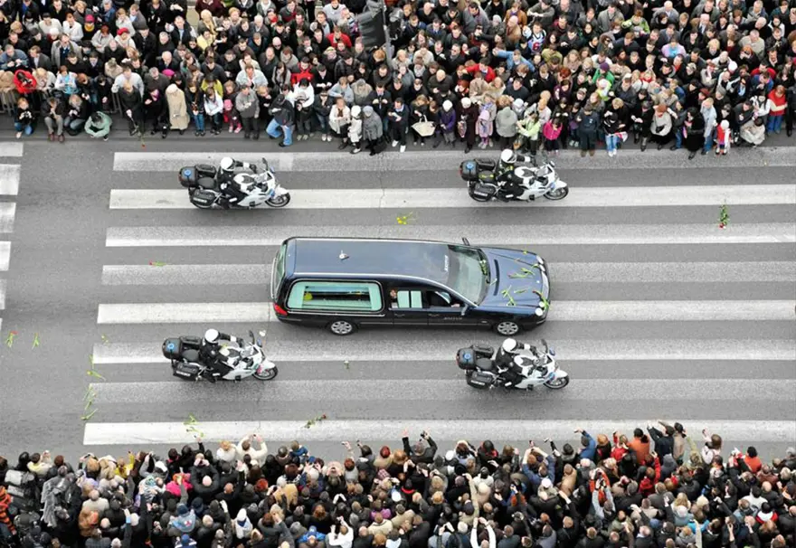 Uçak neden düştü? 10