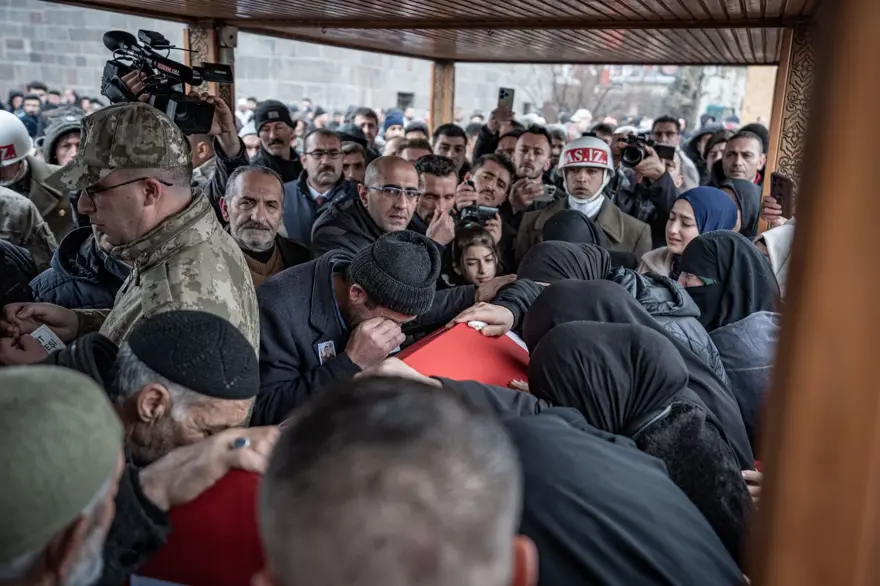 Şehit Tokyürek'e son veda: Vasiyeti yerine getirildi 1 Şehit Tokyürek'e son veda: Vasiyeti yerine getirildi 1