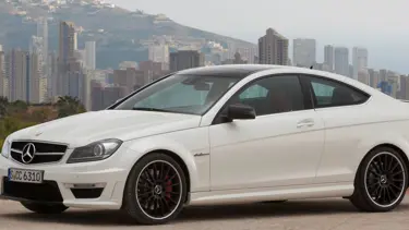 Mercedes-Benz C63 AMG Coupe tanıtıldı