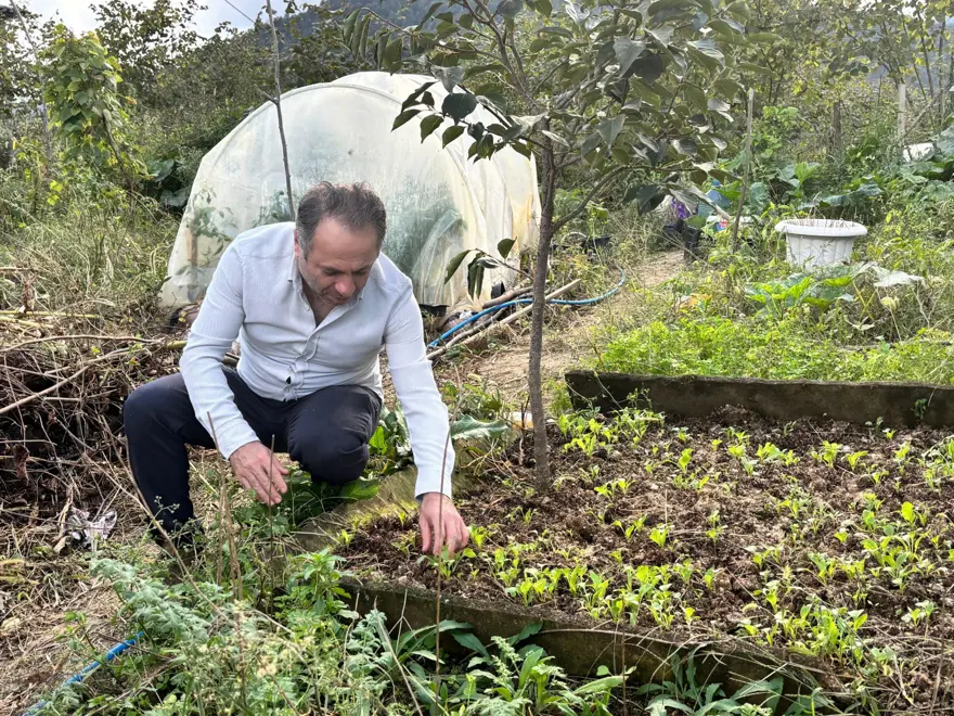 Balkonunda hobi olarak başlamıştı, ülkenin umudu oldu: "Alın yiyin çekirdeklerini bana getirin diyorum" 