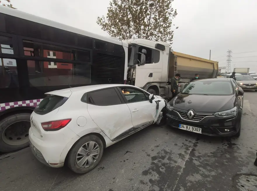 İstanbul'da zincirleme kaza 4