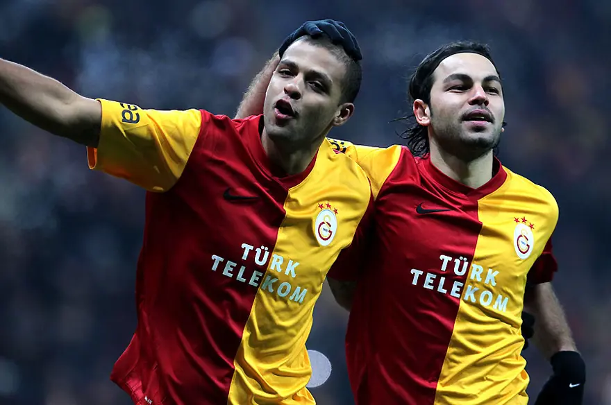 Galatasaray 9'da 9 yaptı 16 Galatasaray 9'da 9 yaptı 16