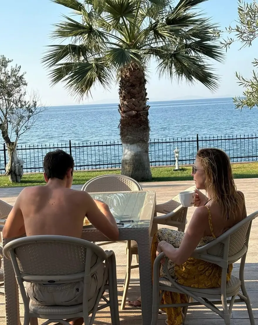 "İYİ Kİ BENİM OĞLUMSUN" 4