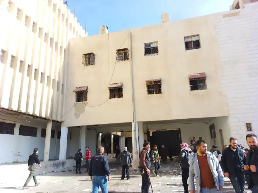 NTV ekibi Sednaya Hapishanesi'nde: Fotoğraflarla rejimin işkence merkezi! 24