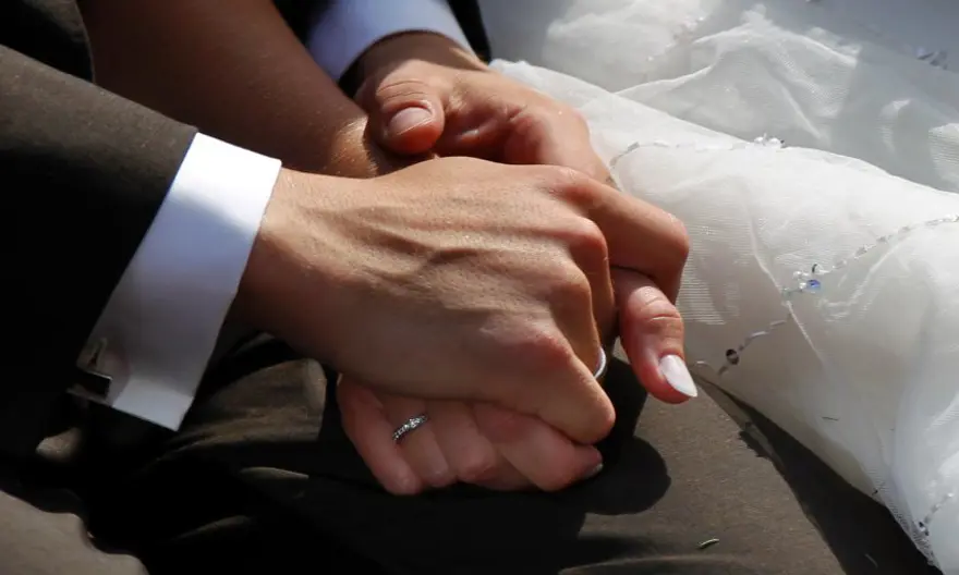 Lahm hayatının imzasını attı 22