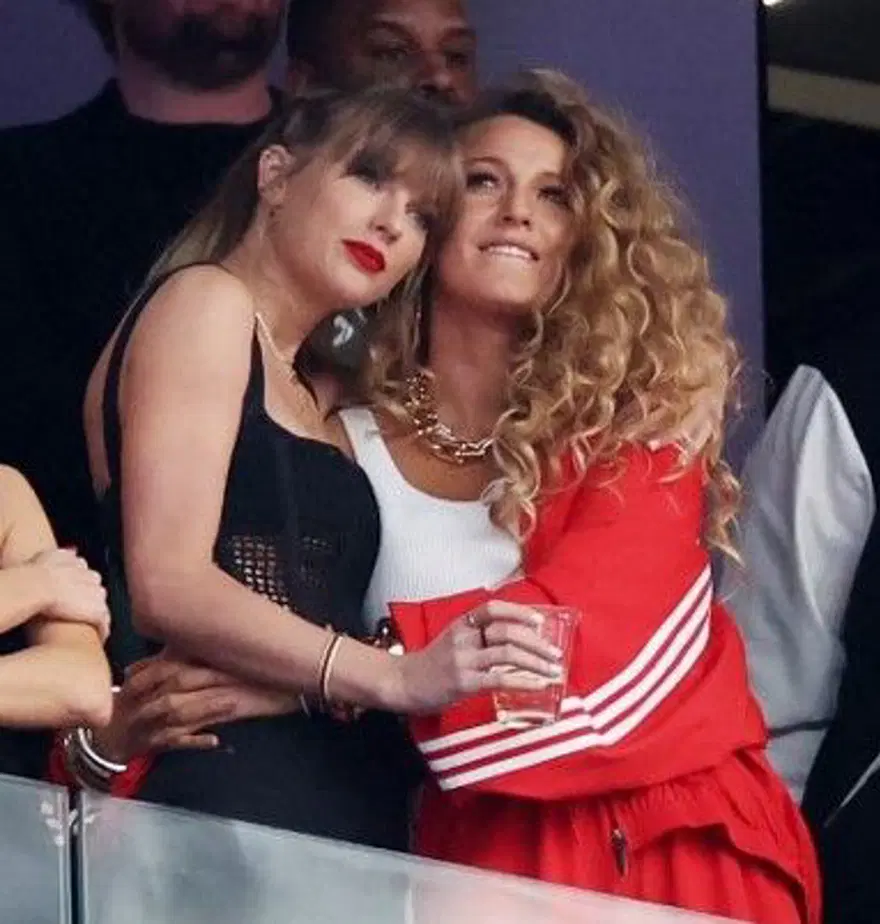 10 yıllık dostlukları bitti mi? ''Taylor, Blake ile hiç tanışmamış olmayı dilerdi'' 3 10 yıllık dostlukları bitti mi? ''Taylor, Blake ile hiç tanışmamış olmayı dilerdi'' 3