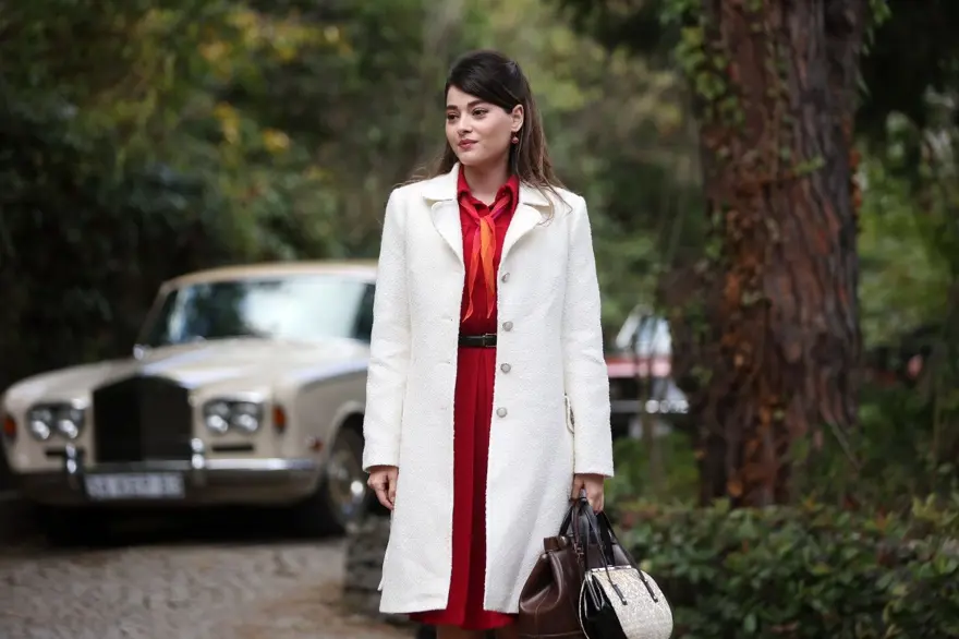 "ŞEHRAZAT'IN GÜÇLÜ BİR KADIN OLMASINDAN ÇOK ETKİLENDİM" 7