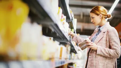 Corona virüs hazır gıda ürünlerinde günlerce kalabiliyor