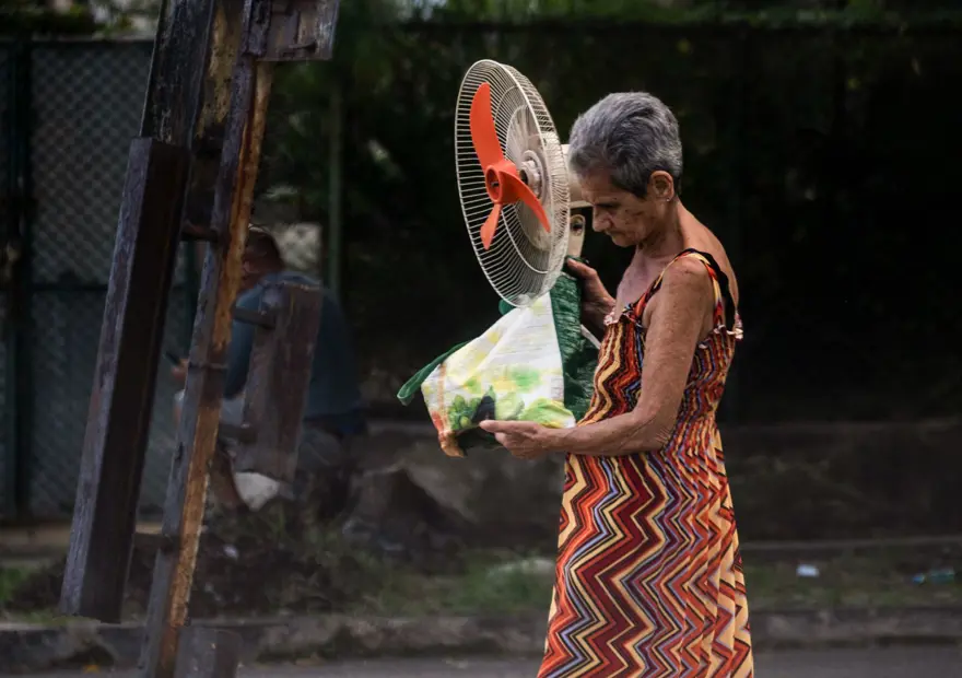 Dünyada en sıcak gün rekoru kırıldı: "6 Temmuz" tarihe geçti 5 Dünyada en sıcak gün rekoru kırıldı: "6 Temmuz" tarihe geçti 5