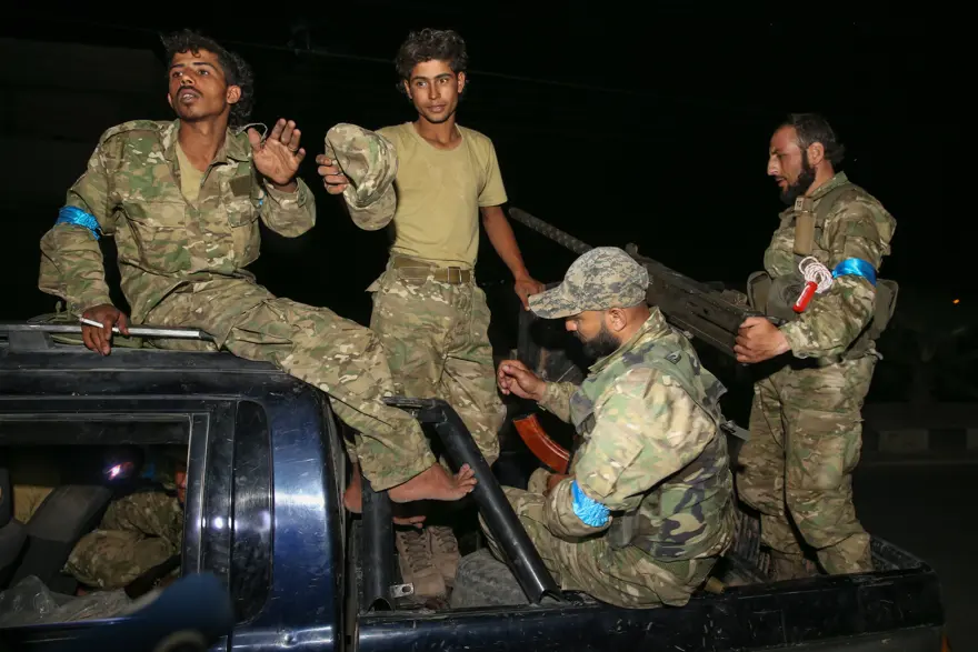 ÖSO mensupları Cerablus merkezine girdi 15