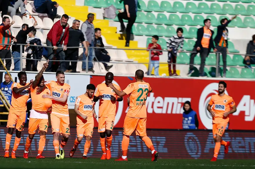 alanyaspor, alanya, süper lig puan durumu 14 alanyaspor, alanya, süper lig puan durumu 14