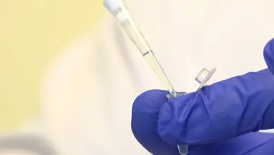 Türk bilim insanlarından corona virüse karşı burun spreyi