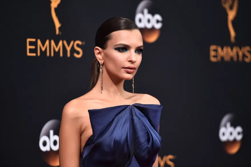 Emily Ratajkowski, Melania Trump’ı savundu | NTV Haber