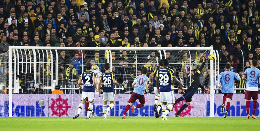 Maç bitti, Caner atıldı 17