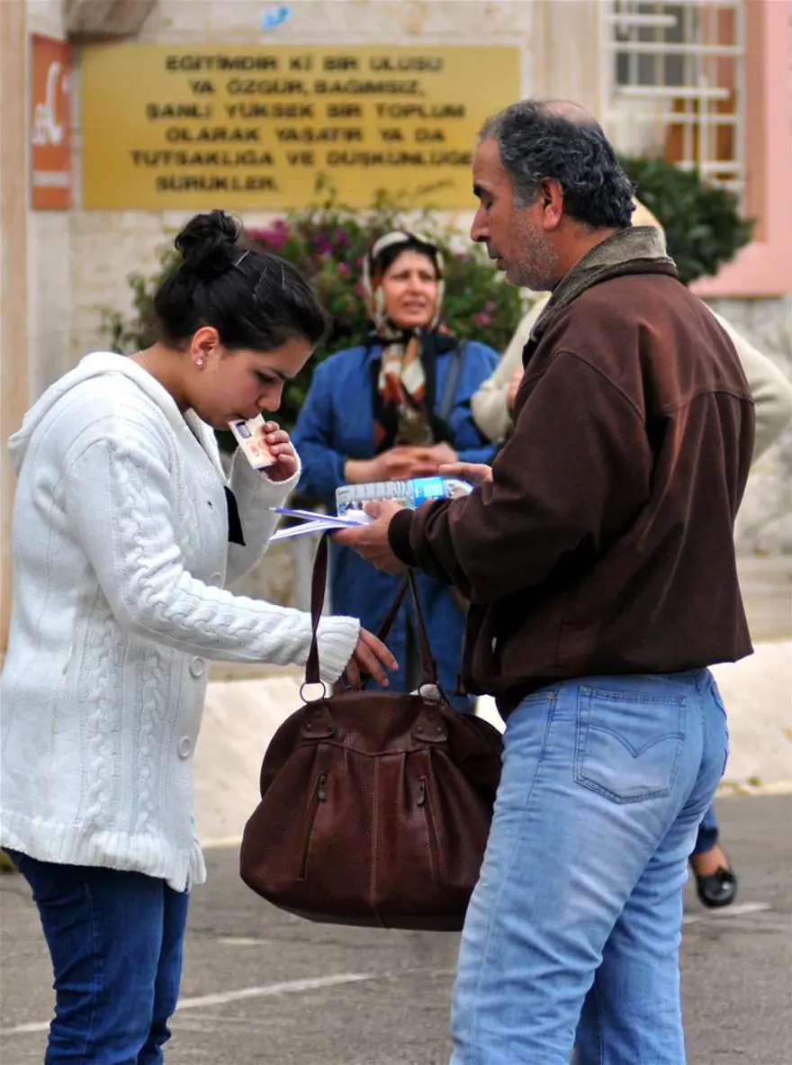 1.5 milyon aday ter döktü 10