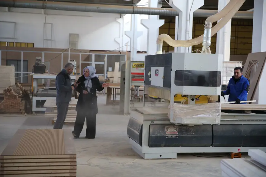 Kanseri yendi, fabrika kurdu: 3 çocuk annesi 100 kişiye istihdam sağlıyor 7