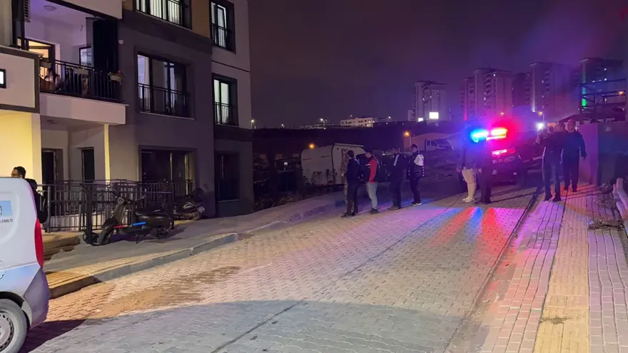 Hatay'daki evde anne ve 3 çocuğunun cesetleri bulundu 2