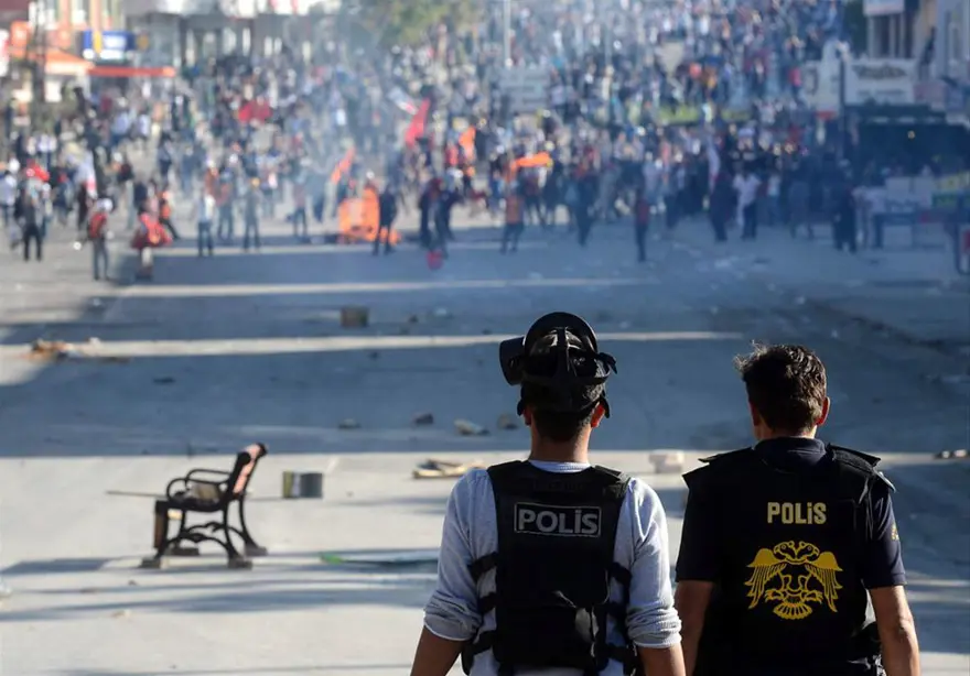 Cami-cemevi protestosu 16 Cami-cemevi protestosu 16