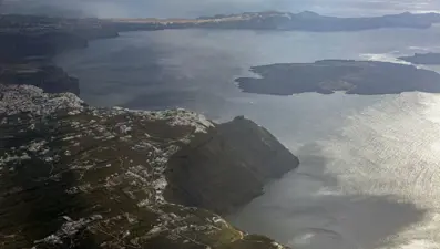 Yunan adalarında büyük deprem riski sürüyor: Santorini için yeni açıklama