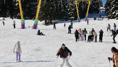 Kayak merkezlerinde tatil yoğunluğu