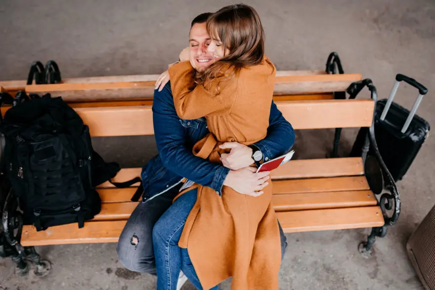 3- SİZE OLAN SEVGİLERİNİ GÖSTERİRLER 2