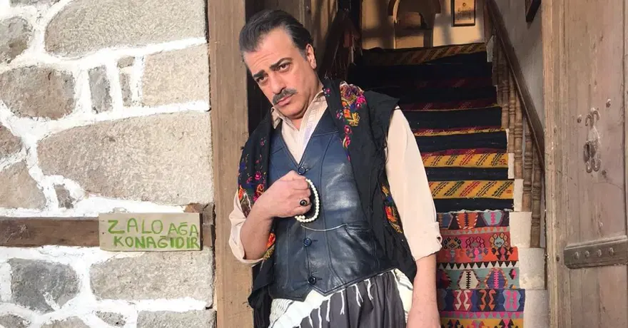 Hayatını kaybeden oyuncu Halil Kumova’nın corona virüs testi pozitif çıktı 5